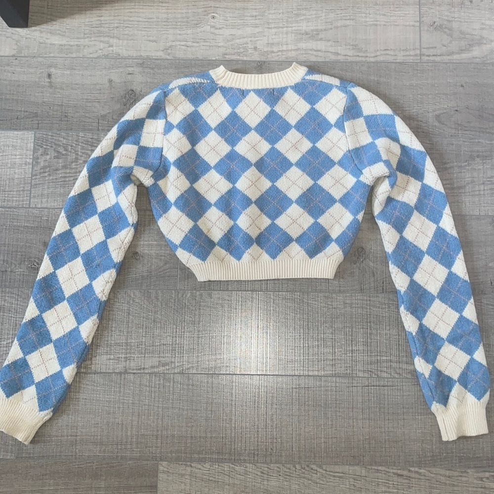 Cropped Cardigan top